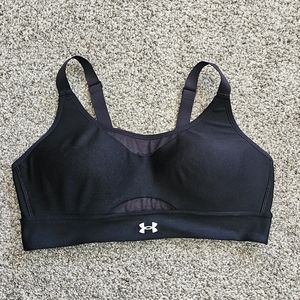 UA Infinity Twist Back Sports Bra